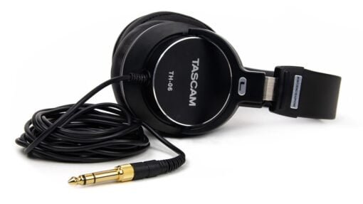 Tascam TH-06 - Image 2