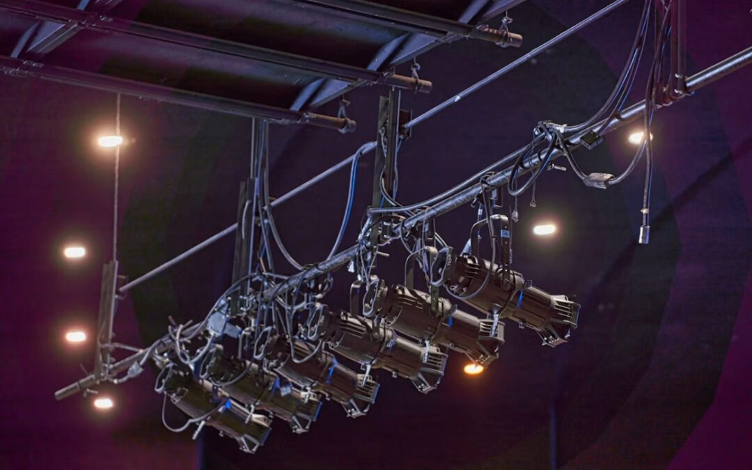 The Role of Fresnel Fixtures in Theatrical Lighting