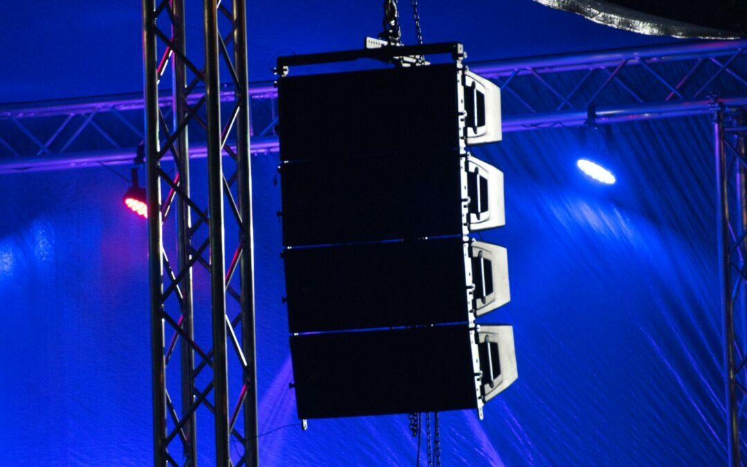 Different types of live speakers