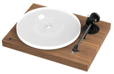 Pro-Ject X1 B Balanced Turntable