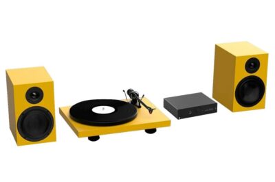 Pro-Ject Colourful Audio System 2 Bundle
