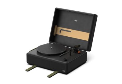 HYM toGO turntable