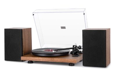 Gadhouse Henry Turntable W/ Bookshelf Speakers