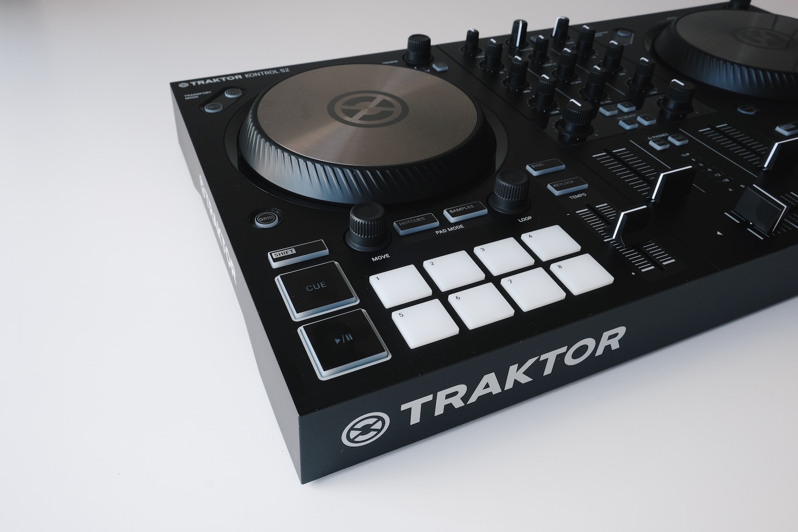 black Traktor DJ controller